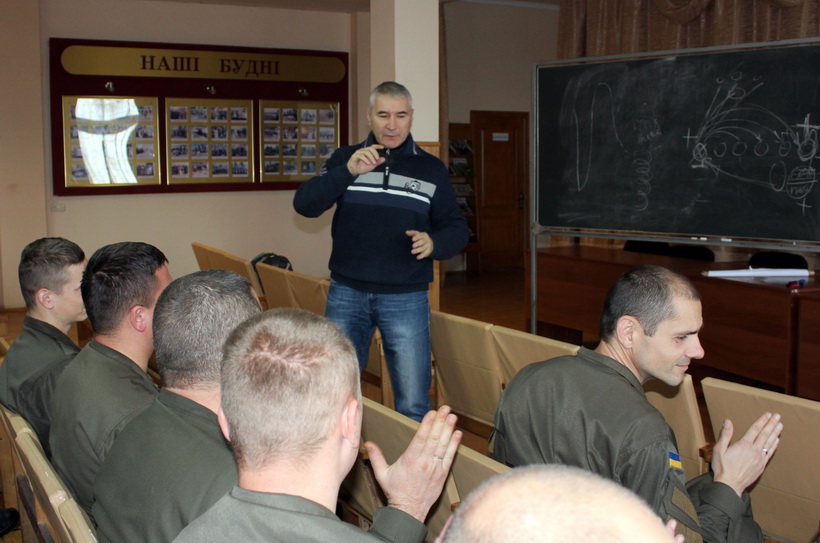 В Івано-Франківському полку відбулися психологічні тренінгові заняття