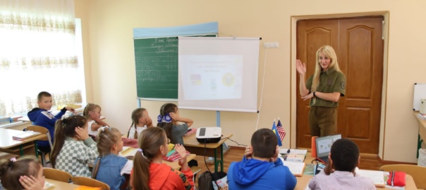 У Київській області за підтримки Посольства США в Україні стартував проєкт з інформування дітей про правила мінної безпеки